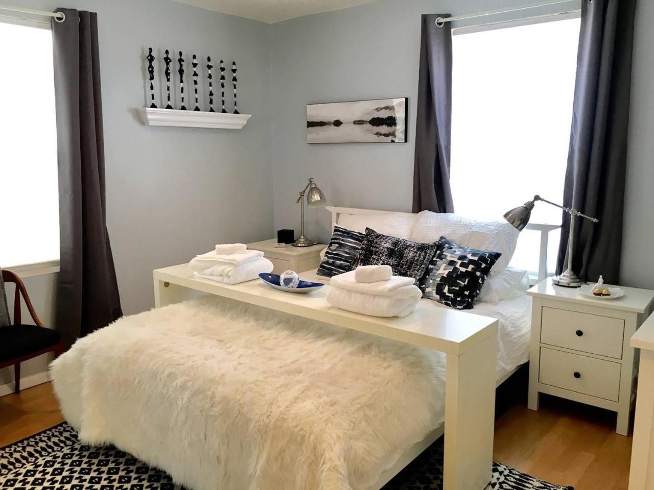 ~*30Min To Downtown*~ The Cosmopolitan Villa Boston Bagian luar foto